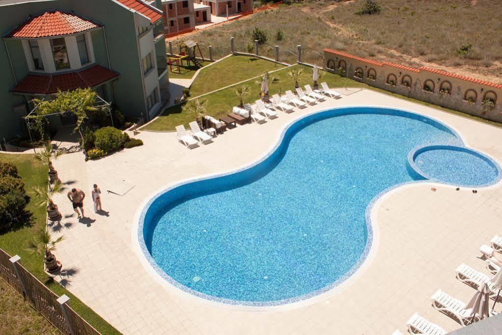 Aparthotel Gardenia Vacation Settlement à Sozopol Extérieur photo