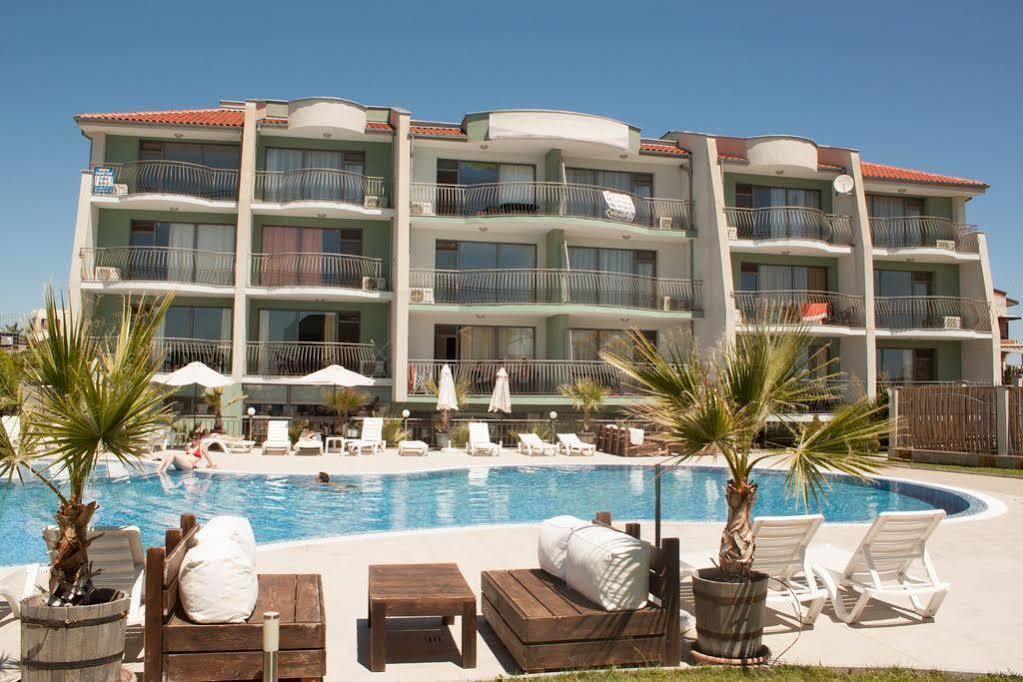 Aparthotel Gardenia Vacation Settlement à Sozopol Extérieur photo