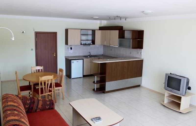 Aparthotel Gardenia Vacation Settlement à Sozopol Extérieur photo