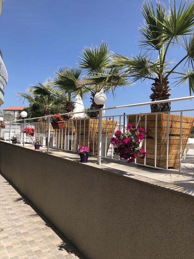 Aparthotel Gardenia Vacation Settlement à Sozopol Extérieur photo