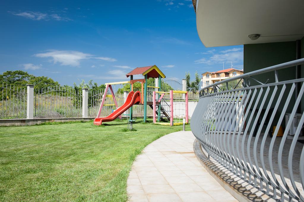 Aparthotel Gardenia Vacation Settlement à Sozopol Extérieur photo
